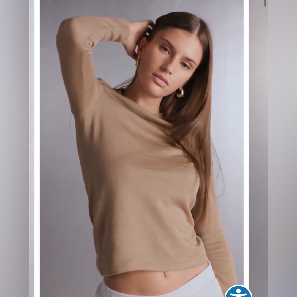 Intimisssimi long sleeve crew neck top M camel tan INTIMISSIMI top